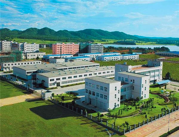 中頻爐熔鑄項目投入運行